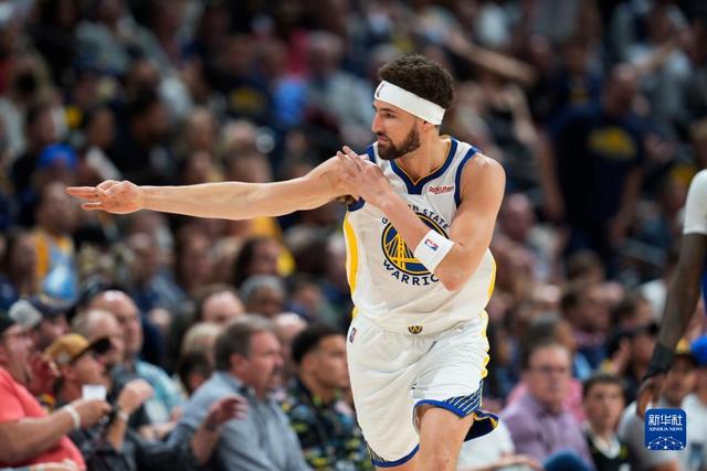 克拉滕伯格：佩德罗肘击动作没击中对手不会染红