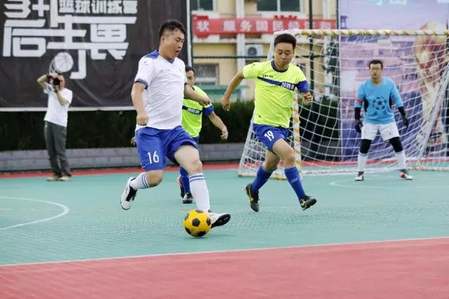 孙铭徽26+11广厦大胜辽宁 林葳41分同曦胜天津