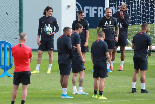 怀特三双绿军大胜活塞6连胜 骑士险胜步行者