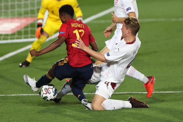 约基奇40+13爱德华兹低迷 掘金大胜森林狼3-2